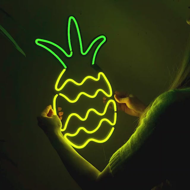 <transcy>Ananas Neon Wall Art</transcy>