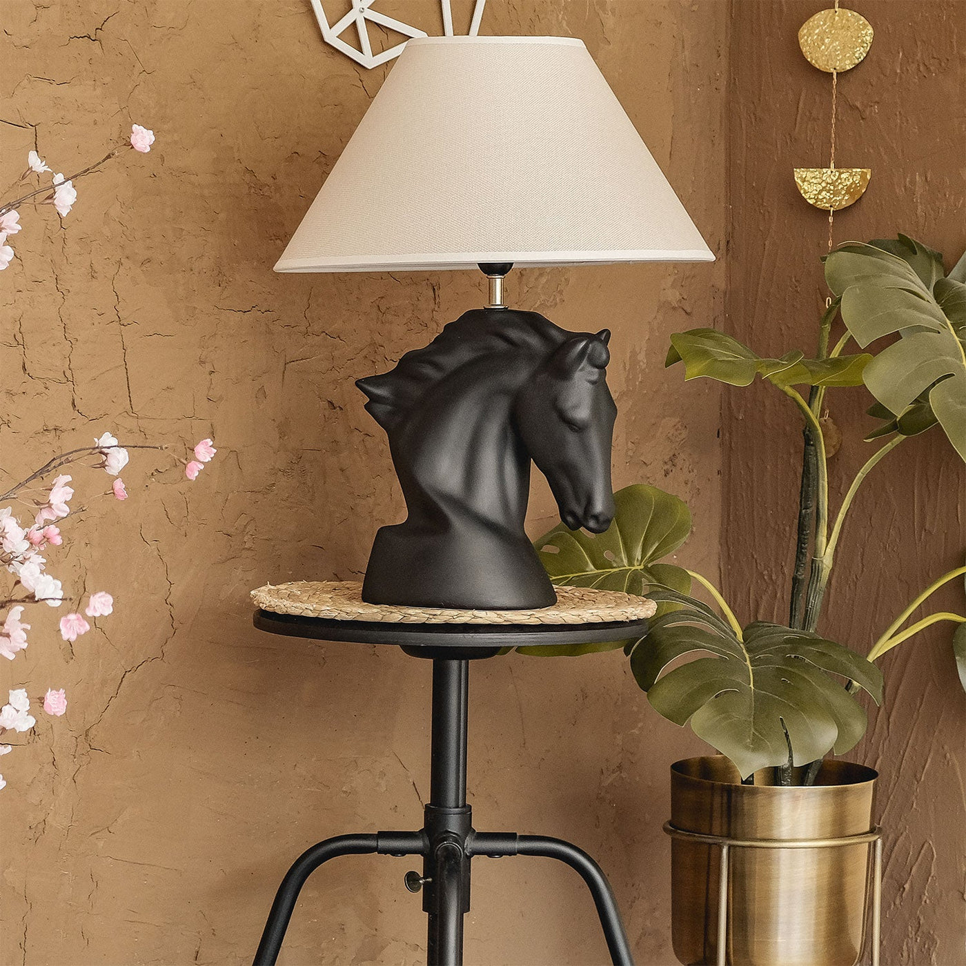 Horse Black Table Lamp